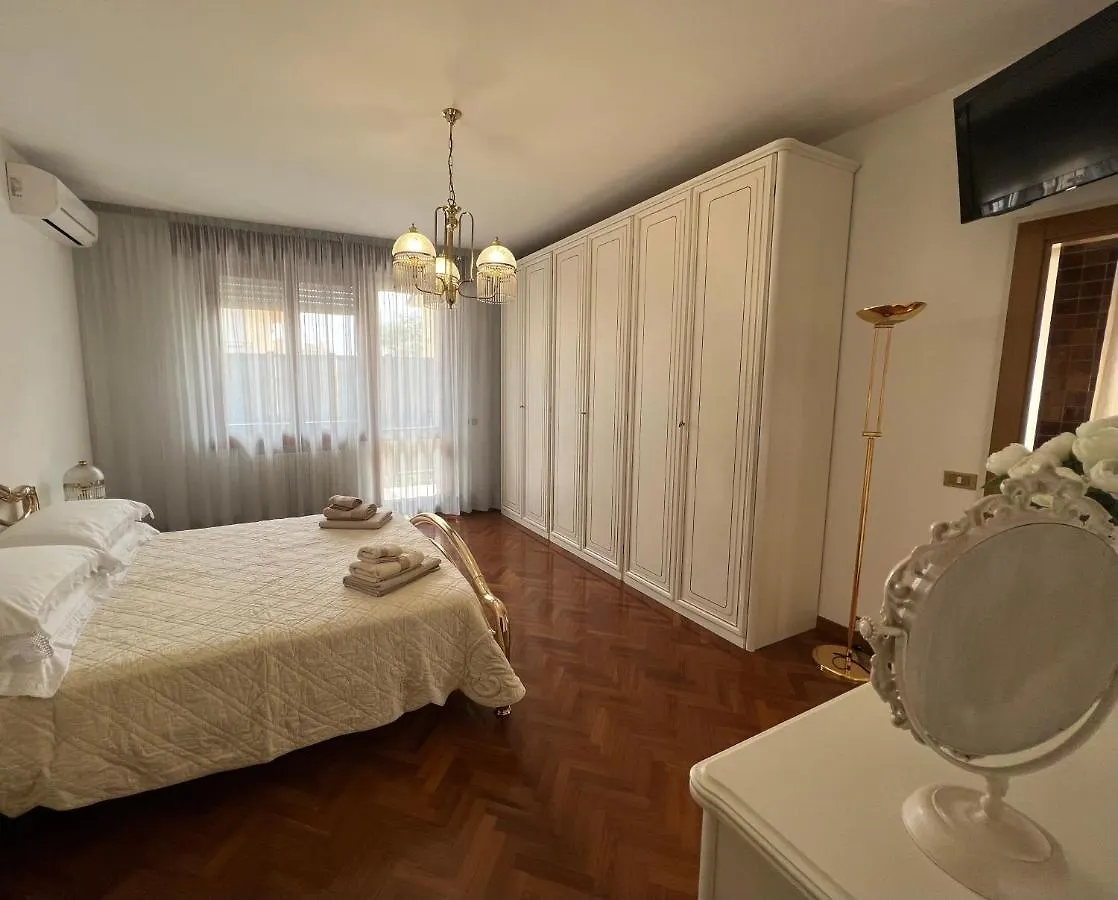 La Maison - Appartamenti Римини